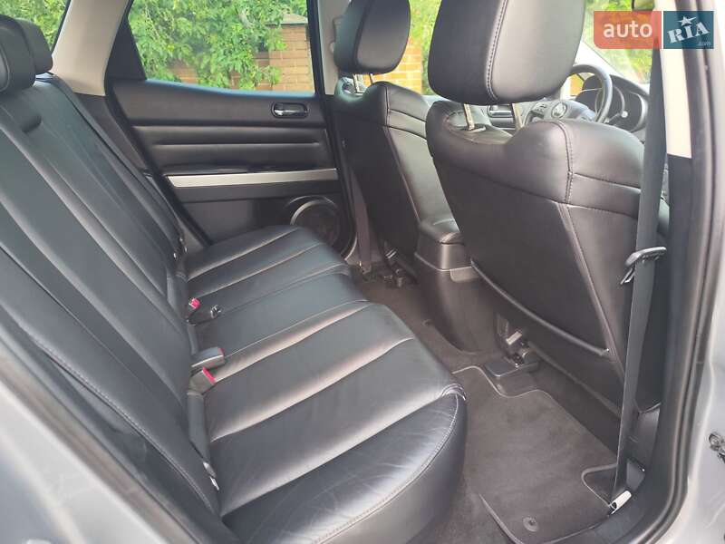 Позашляховик / Кросовер Mazda CX-7 2010 в Луцьку