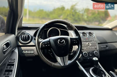 Позашляховик / Кросовер Mazda CX-7 2010 в 