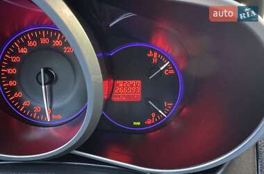 Внедорожник / Кроссовер Mazda CX-7 2010 в 