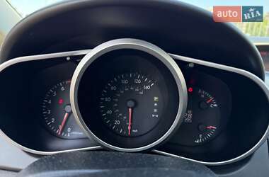 Позашляховик / Кросовер Mazda CX-7 2011 в 