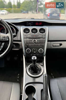 Позашляховик / Кросовер Mazda CX-7 2010 в 