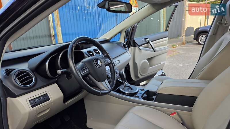 Позашляховик / Кросовер Mazda CX-7 2010 в Києві