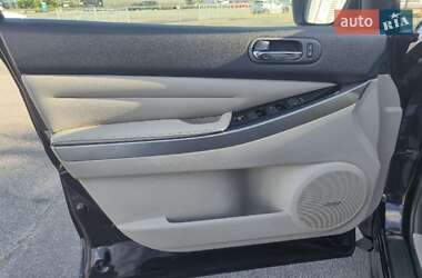 Позашляховик / Кросовер Mazda CX-7 2010 в 