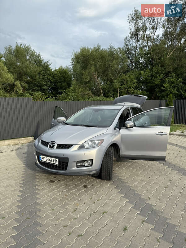 Позашляховик / Кросовер Mazda CX-7 2007 в 