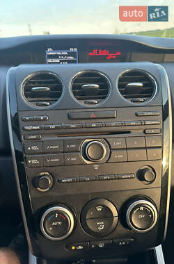 Внедорожник / Кроссовер Mazda CX-7 2009 в 