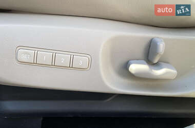 Внедорожник / Кроссовер Mazda CX-7 2012 в 