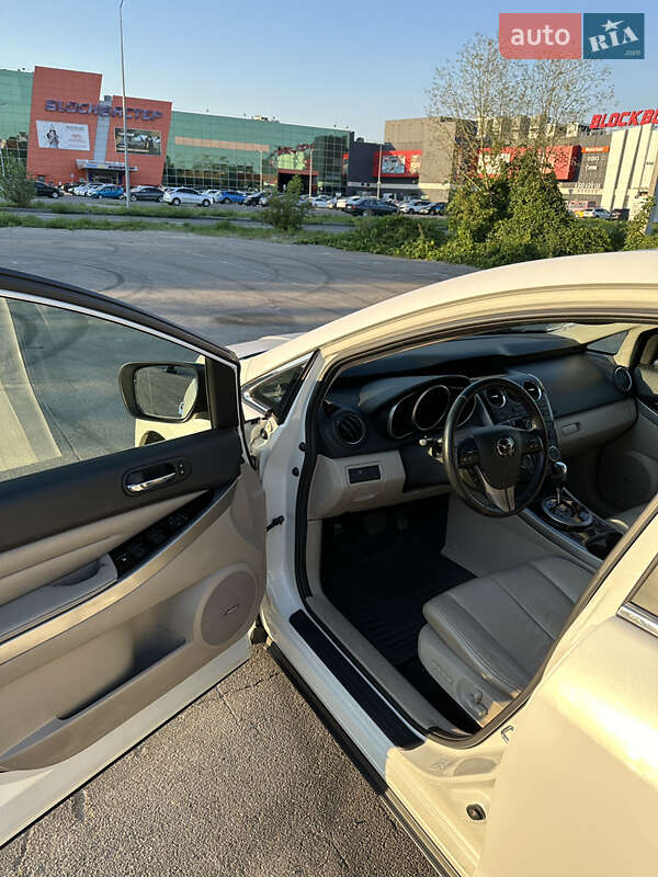 Внедорожник / Кроссовер Mazda CX-7 2010 в Киеве