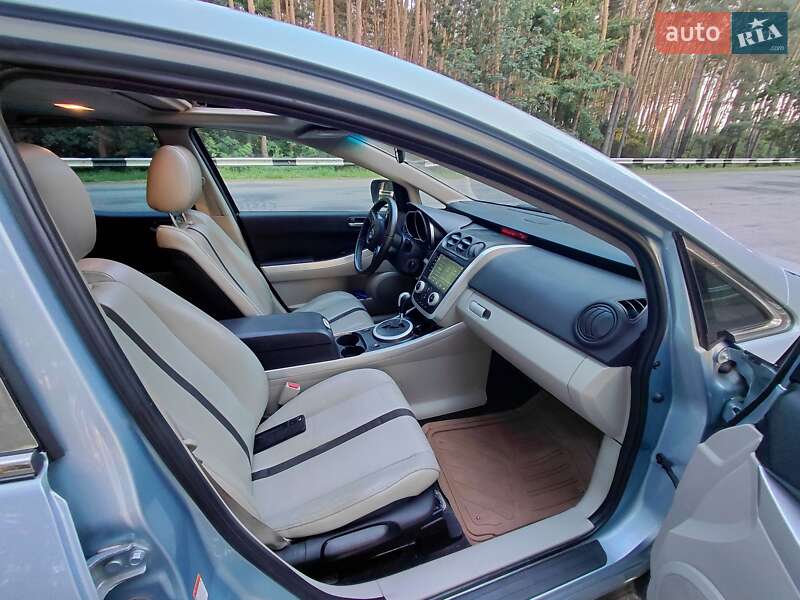 Внедорожник / Кроссовер Mazda CX-7 2006 в Краснограде
