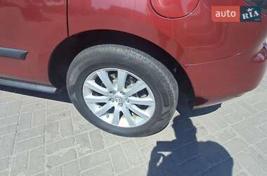 Внедорожник / Кроссовер Mazda CX-7 2010 в 