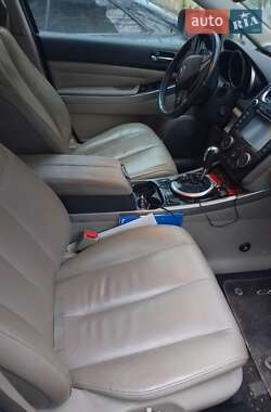 Позашляховик / Кросовер Mazda CX-7 2011 в 