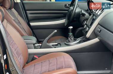 Внедорожник / Кроссовер Mazda CX-7 2009 в 