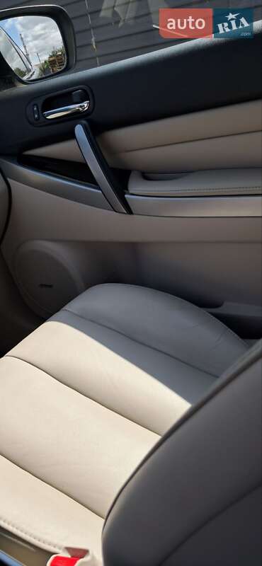 Позашляховик / Кросовер Mazda CX-7 2012 в Нововолинську