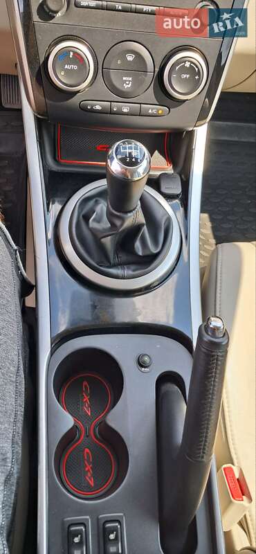 Позашляховик / Кросовер Mazda CX-7 2012 в Нововолинську