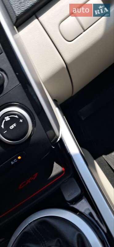 Позашляховик / Кросовер Mazda CX-7 2012 в Нововолинську