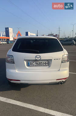 Позашляховик / Кросовер Mazda CX-7 2011 в 