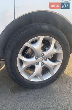 Позашляховик / Кросовер Mazda CX-7 2011 в 