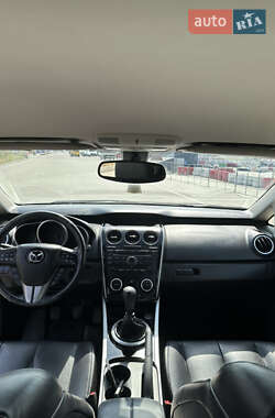 Позашляховик / Кросовер Mazda CX-7 2010 в 