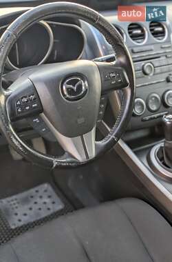 Позашляховик / Кросовер Mazda CX-7 2010 в 