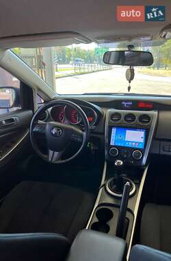 Внедорожник / Кроссовер Mazda CX-7 2009 в 