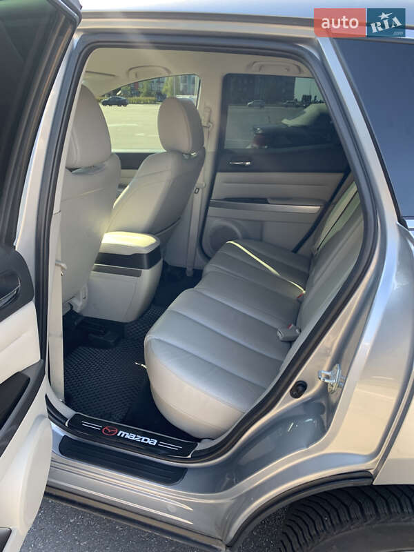 Позашляховик / Кросовер Mazda CX-7 2011 в Києві