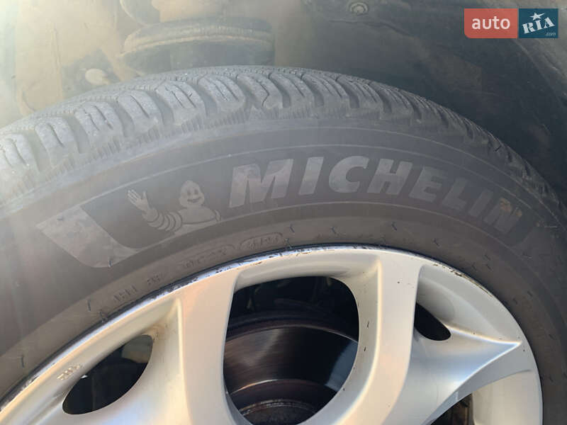 Позашляховик / Кросовер Mazda CX-7 2011 в Києві