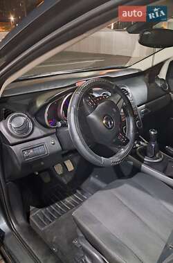 Позашляховик / Кросовер Mazda CX-7 2010 в 