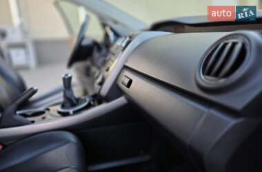Позашляховик / Кросовер Mazda CX-7 2009 в 