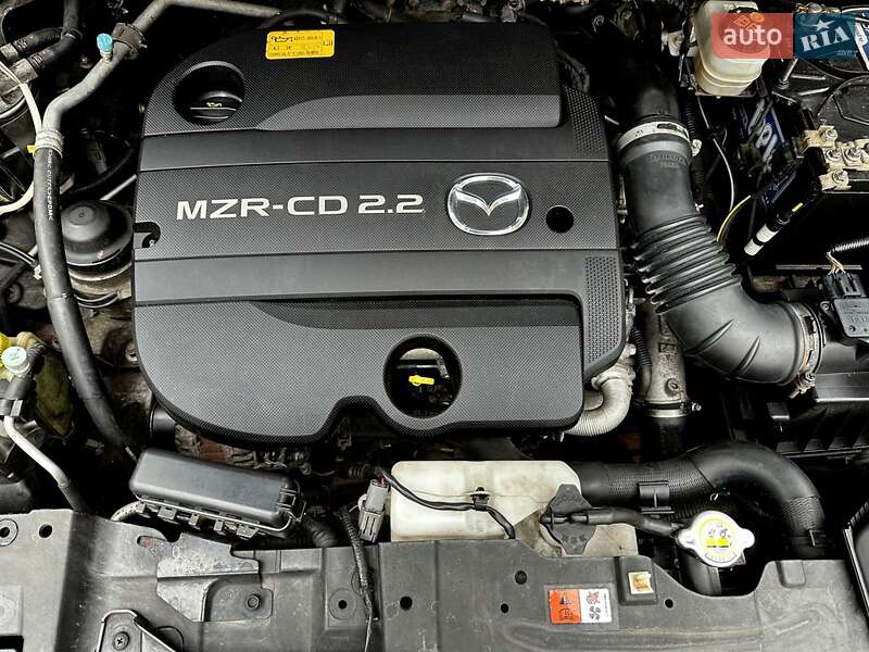 Позашляховик / Кросовер Mazda CX-7 2010 в Чернівцях