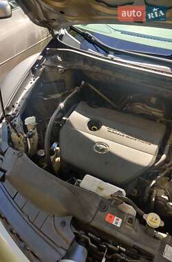 Позашляховик / Кросовер Mazda CX-7 2011 в 