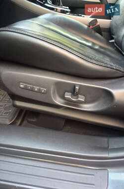 Позашляховик / Кросовер Mazda CX-7 2011 в 