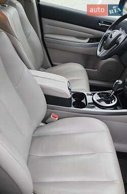 Внедорожник / Кроссовер Mazda CX-7 2011 в 