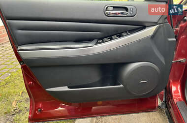 Позашляховик / Кросовер Mazda CX-7 2011 в 