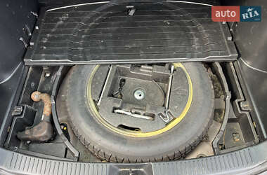 Позашляховик / Кросовер Mazda CX-7 2011 в 