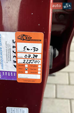 Позашляховик / Кросовер Mazda CX-7 2011 в 