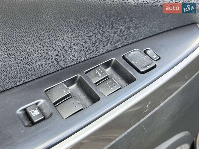 Позашляховик / Кросовер Mazda CX-7 2007 в Одесі