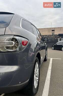 Внедорожник / Кроссовер Mazda CX-7 2009 в 