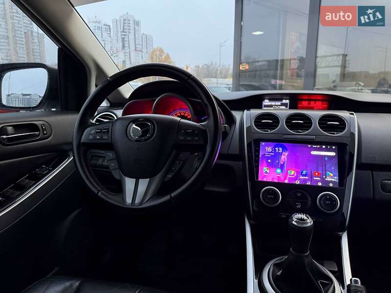 Позашляховик / Кросовер Mazda CX-7 2010 в Києві