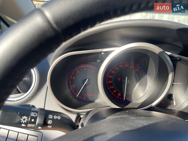 Позашляховик / Кросовер Mazda CX-7 2010 в Луцьку