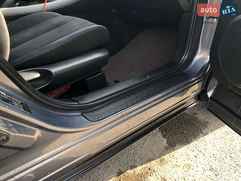 Позашляховик / Кросовер Mazda CX-7 2010 в Рівному фото 14 Позашляховик / Кросовер Mazda CX-7 2010 в Рівному