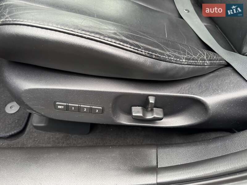 Позашляховик / Кросовер Mazda CX-7 2009 в Луцьку