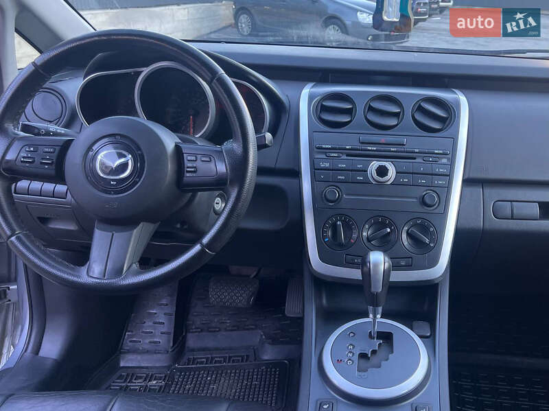 Позашляховик / Кросовер Mazda CX-7 2006 в Чернівцях