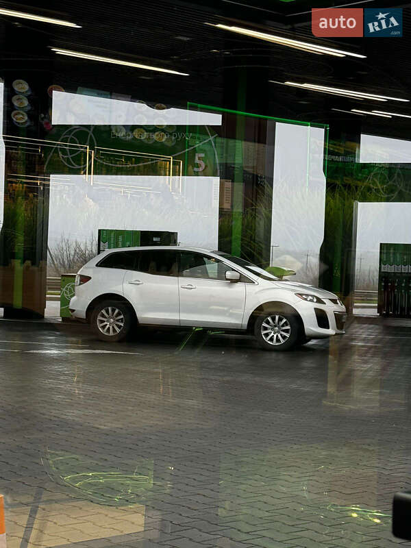 Внедорожник / Кроссовер Mazda CX-7 2011 в Киеве