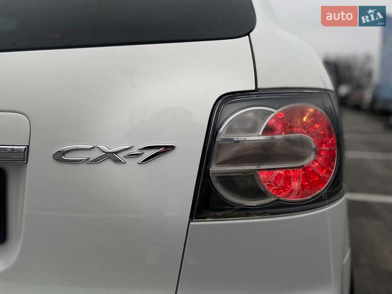 Позашляховик / Кросовер Mazda CX-7 2011 в Києві