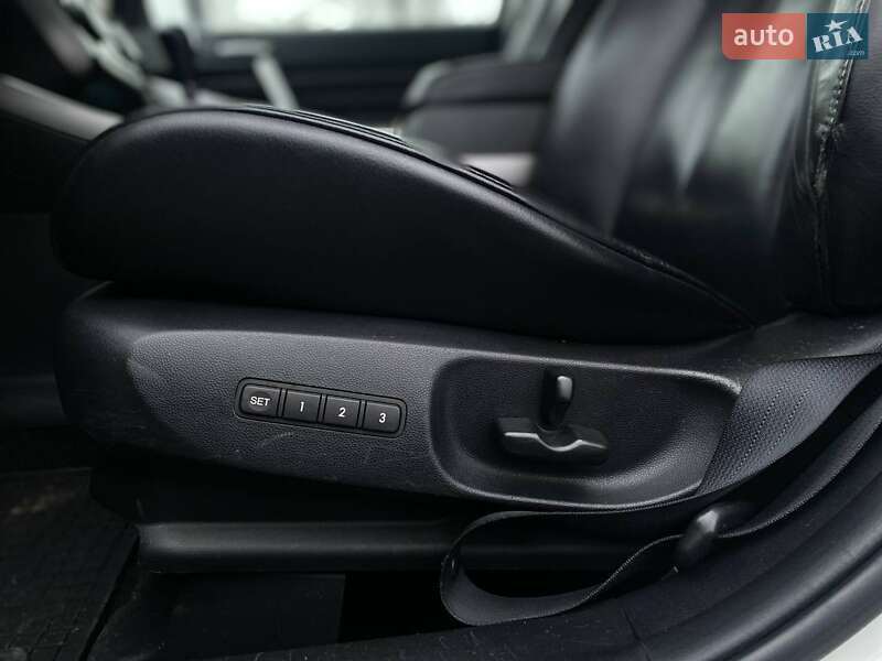 Позашляховик / Кросовер Mazda CX-7 2011 в Києві