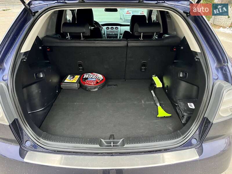 Внедорожник / Кроссовер Mazda CX-7 2009 в Гоще