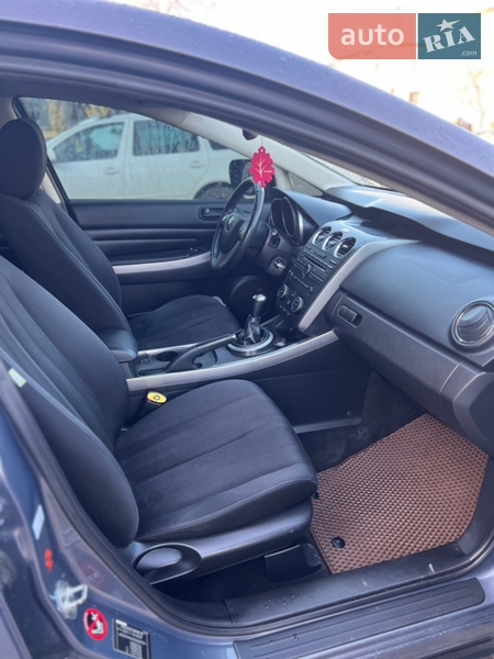Позашляховик / Кросовер Mazda CX-7 2010 в Рівному