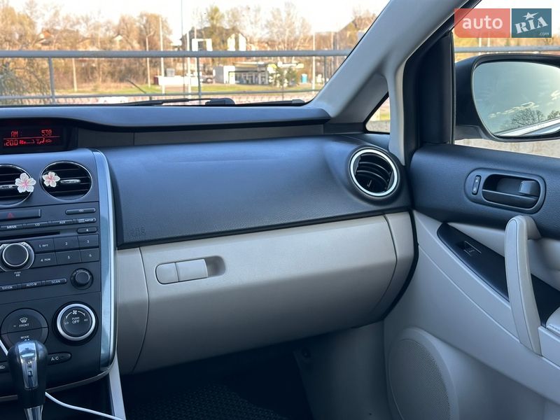 Позашляховик / Кросовер Mazda CX-7 2010 в Києві