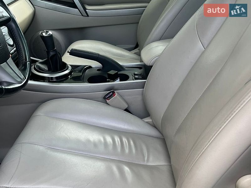 Внедорожник / Кроссовер Mazda CX-7 2010 в Костополе