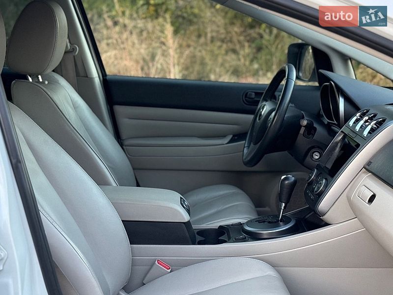 Внедорожник / Кроссовер Mazda CX-7 2011 в Днепре