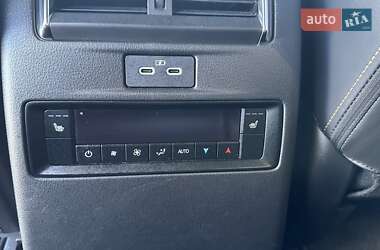 Внедорожник / Кроссовер Mazda CX-90 2023 в 